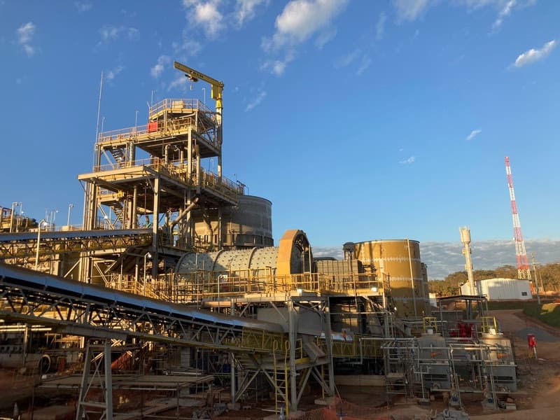 Aura Minerals inicia produção comercial do projeto Almas