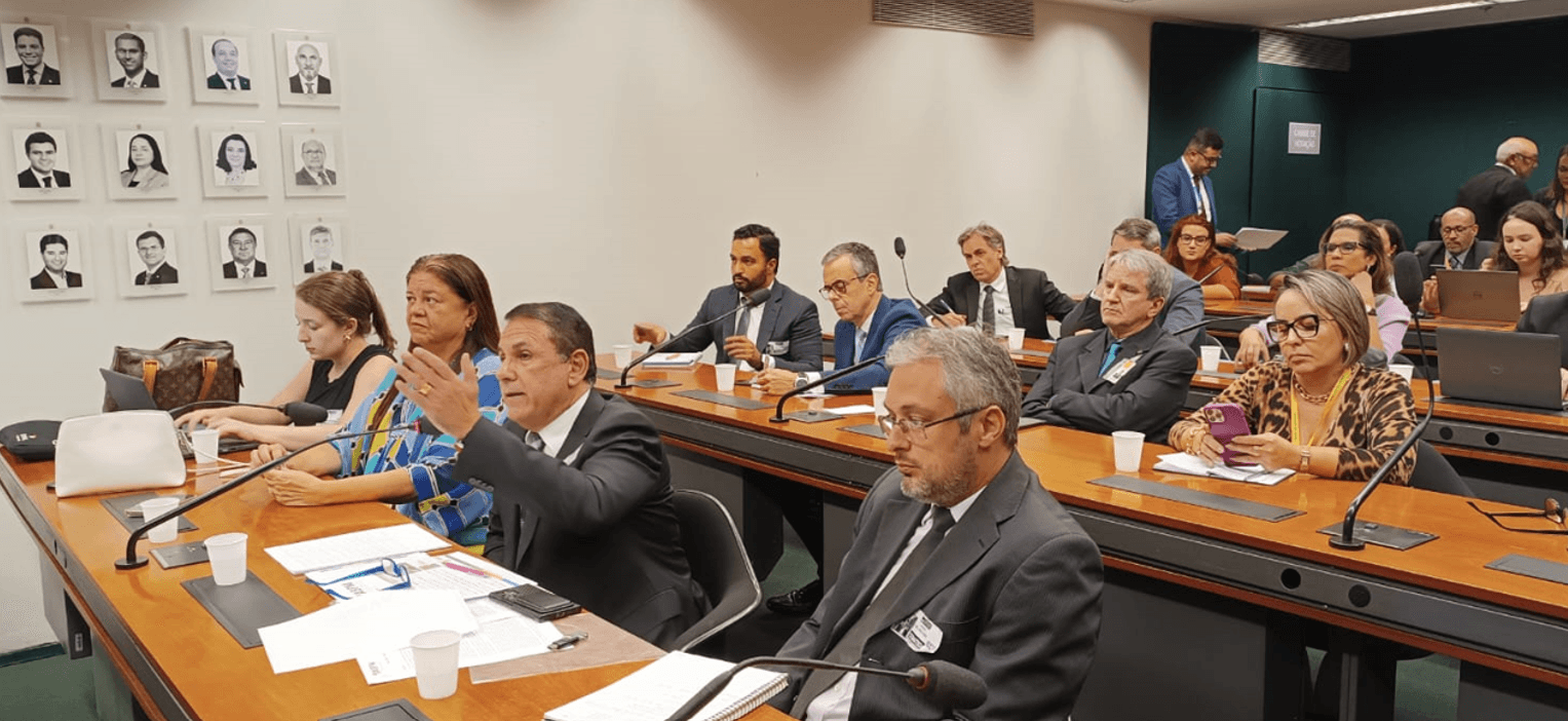 Entidades criticam e parlamentares se dividem sobre PL 957/2024