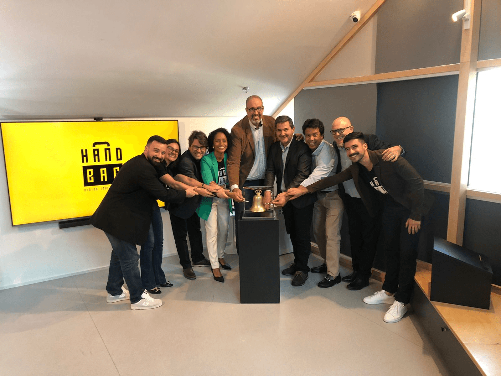 Handbag lança primeiro projeto para financiamento com crowdfunding