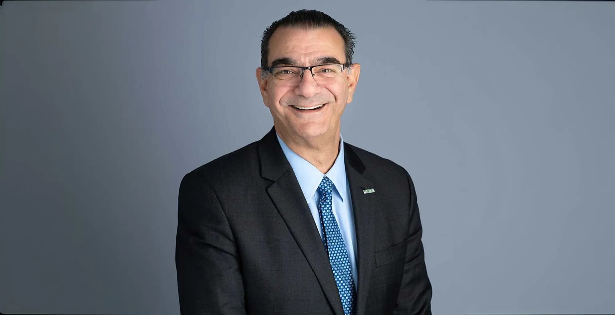 Engenheiro troca a aposentadoria pelo cargo de CEO na empresa que revolucionou a metalurgia do aço