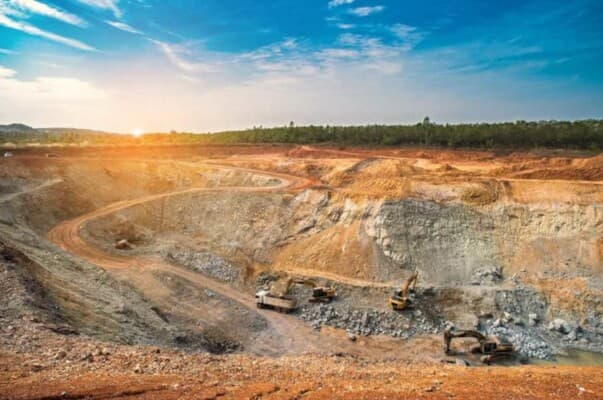 SGB leiloa áreas de ouro, diamante, fosfato, caulim e agrominerais