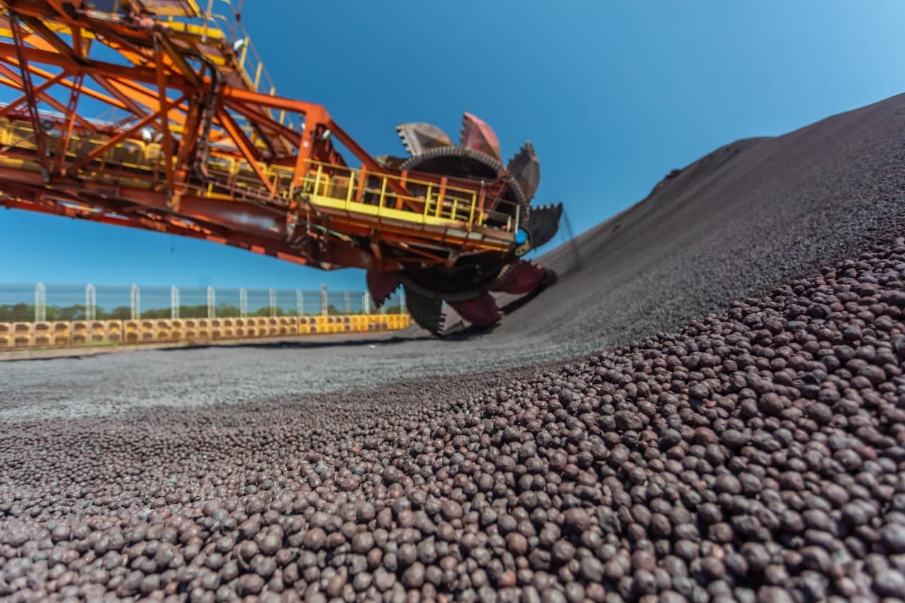 Samarco produz 9,7 milhões de toneladas de pelotas e finos em 2024