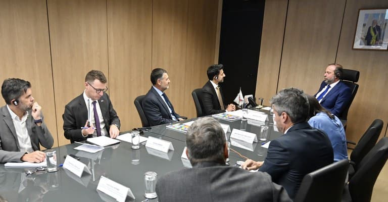 Brasil e Canadá avançam parcerias em mineração e energia