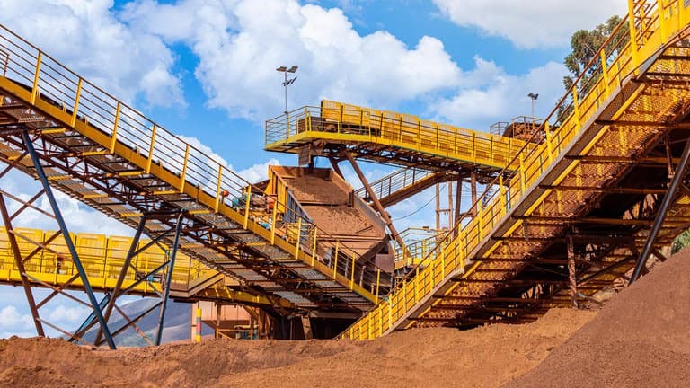 AGU garante R$ 20 milhões de dívida de siderúrgica desativada