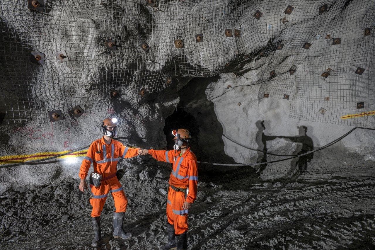 Produção da AngloGold Ashanti cresce 21% no segundo trimestre