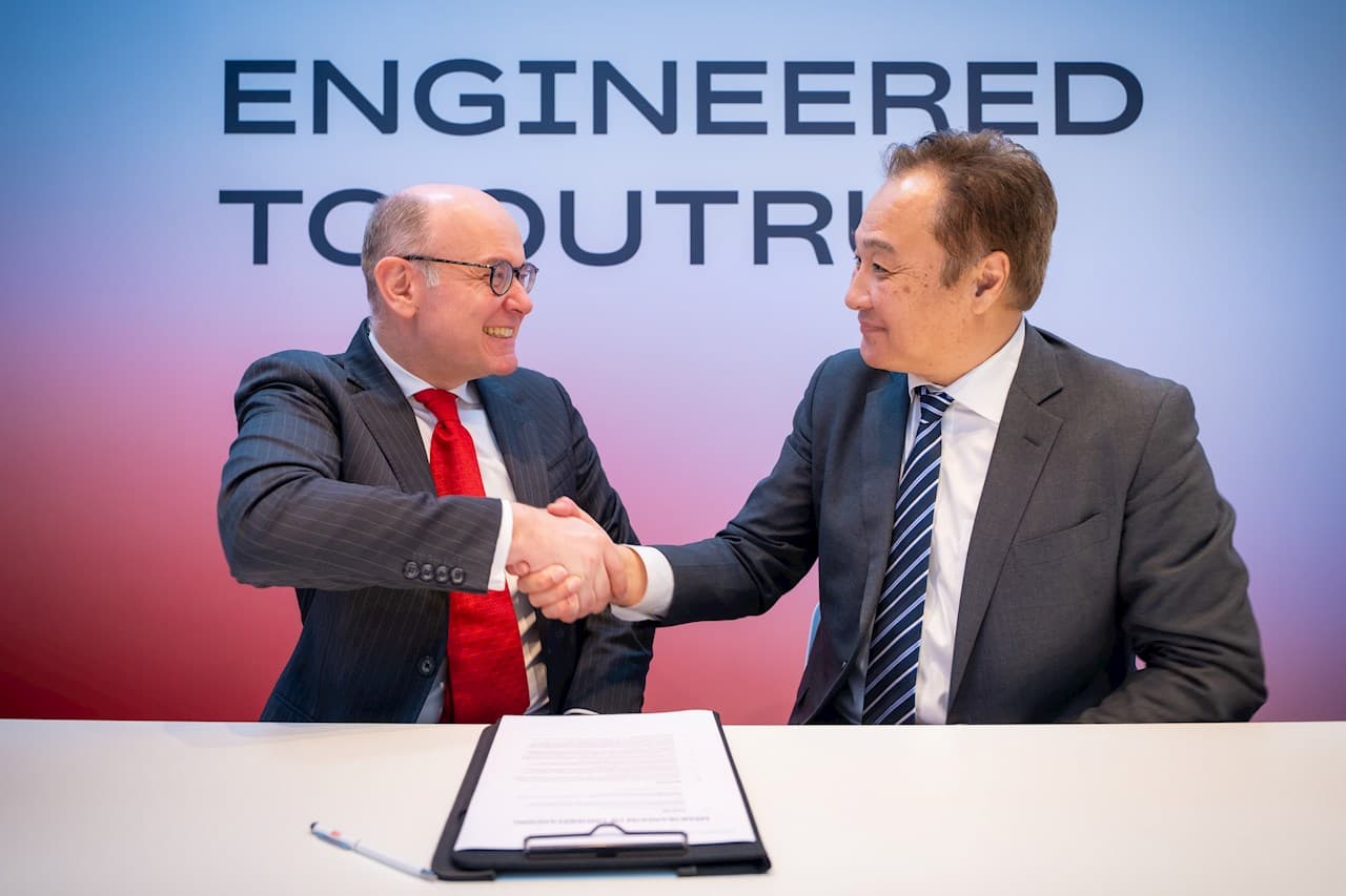 ABB e Sumitomo firmam parceria para descarbonizar operações