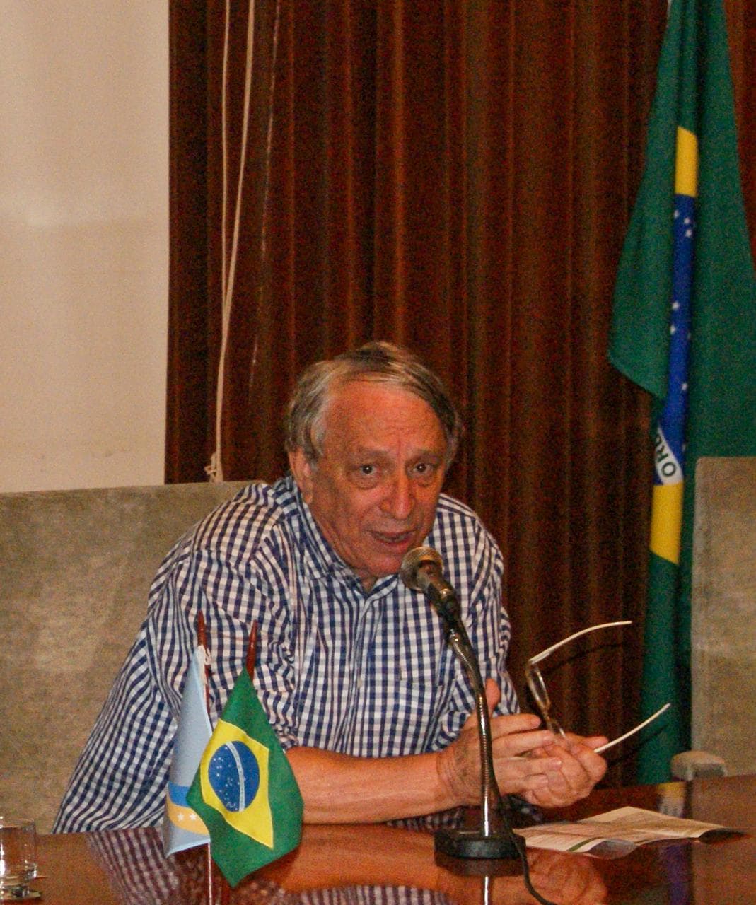 Setor mineral perde o economista Francisco Rego Chaves Fernandes