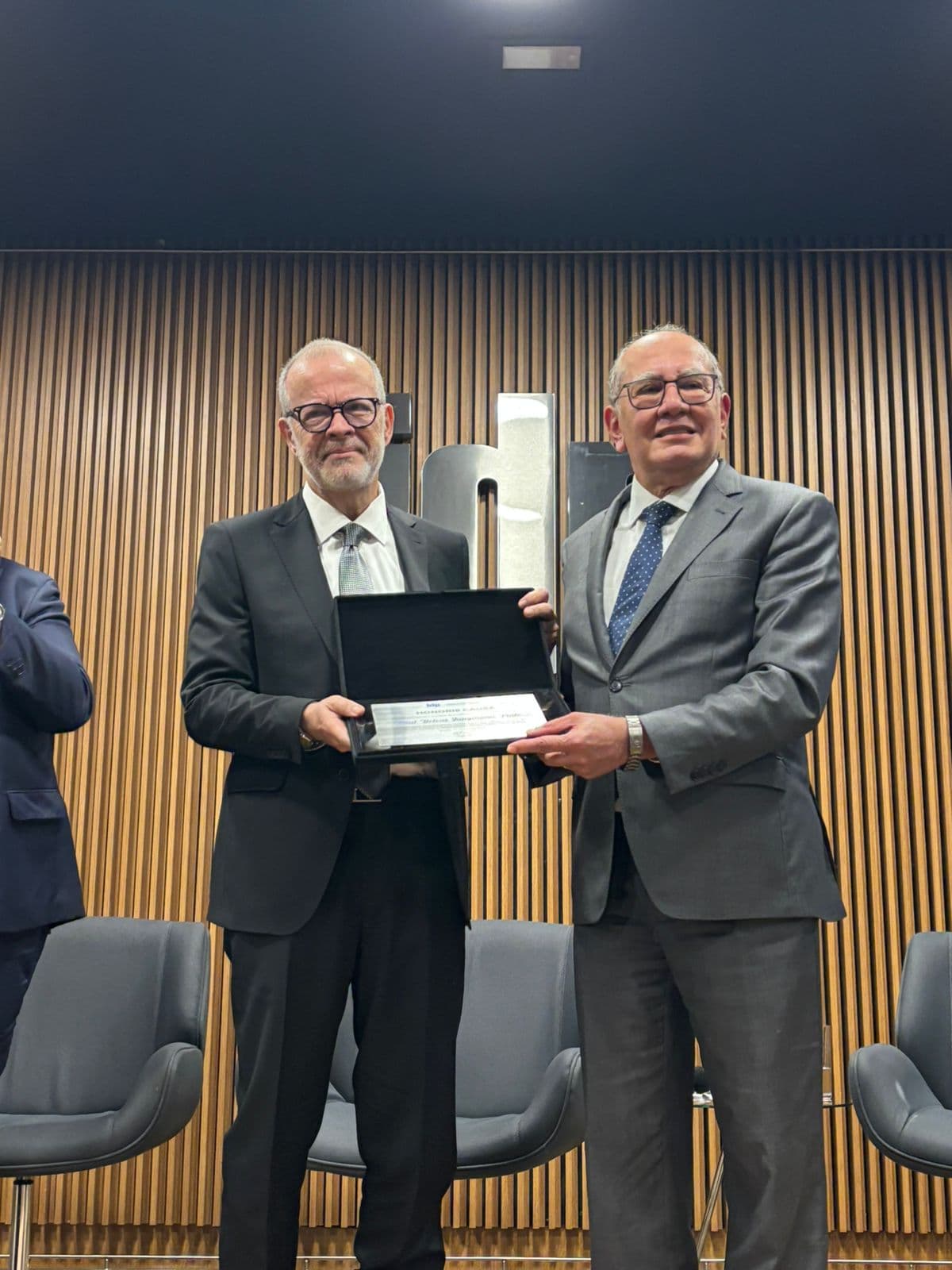 Raul Jungmann recebe título de Doutor Honoris Causa