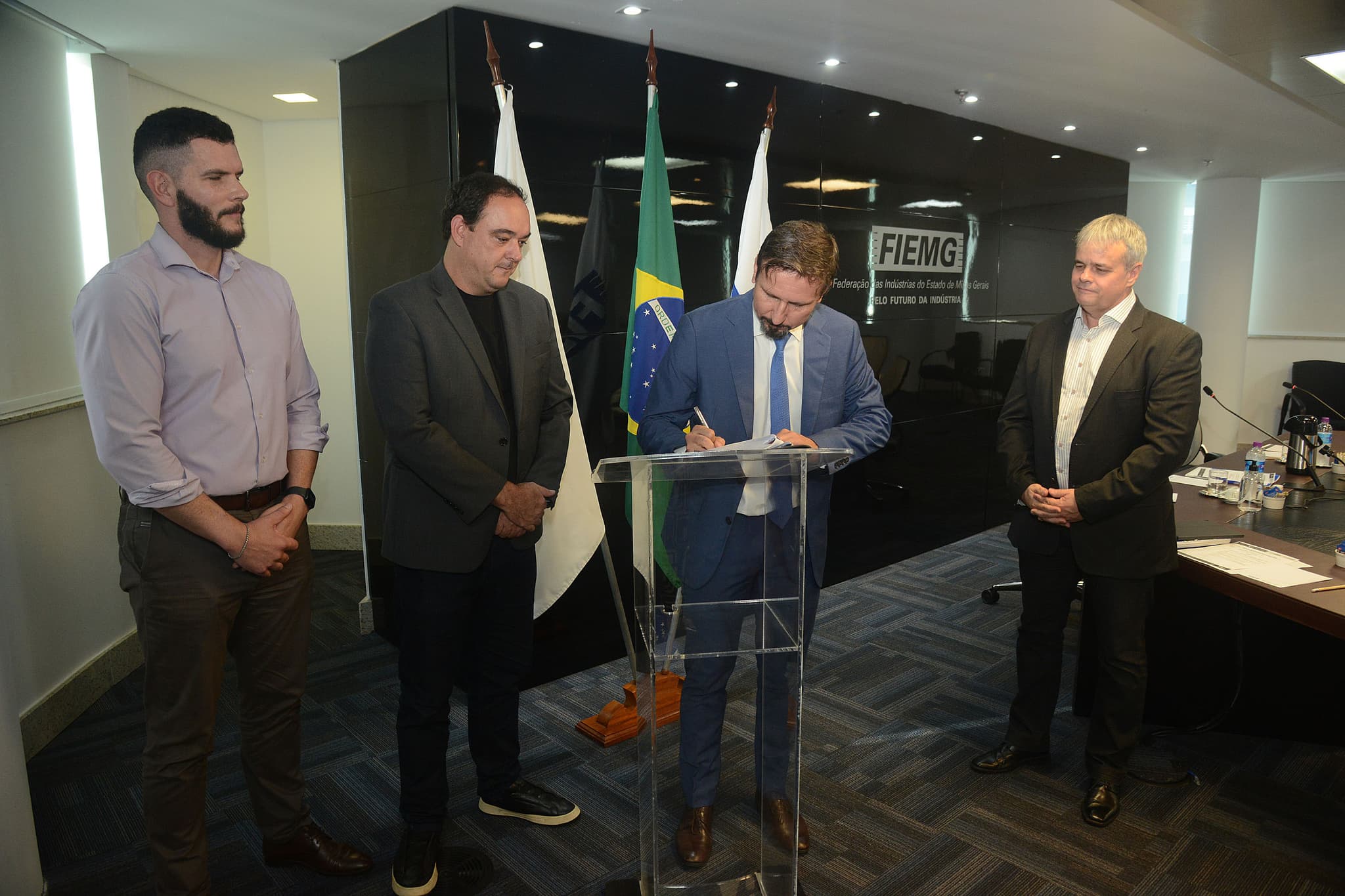 St George Mining assina MoUs para nióbio e terras-raras em MG