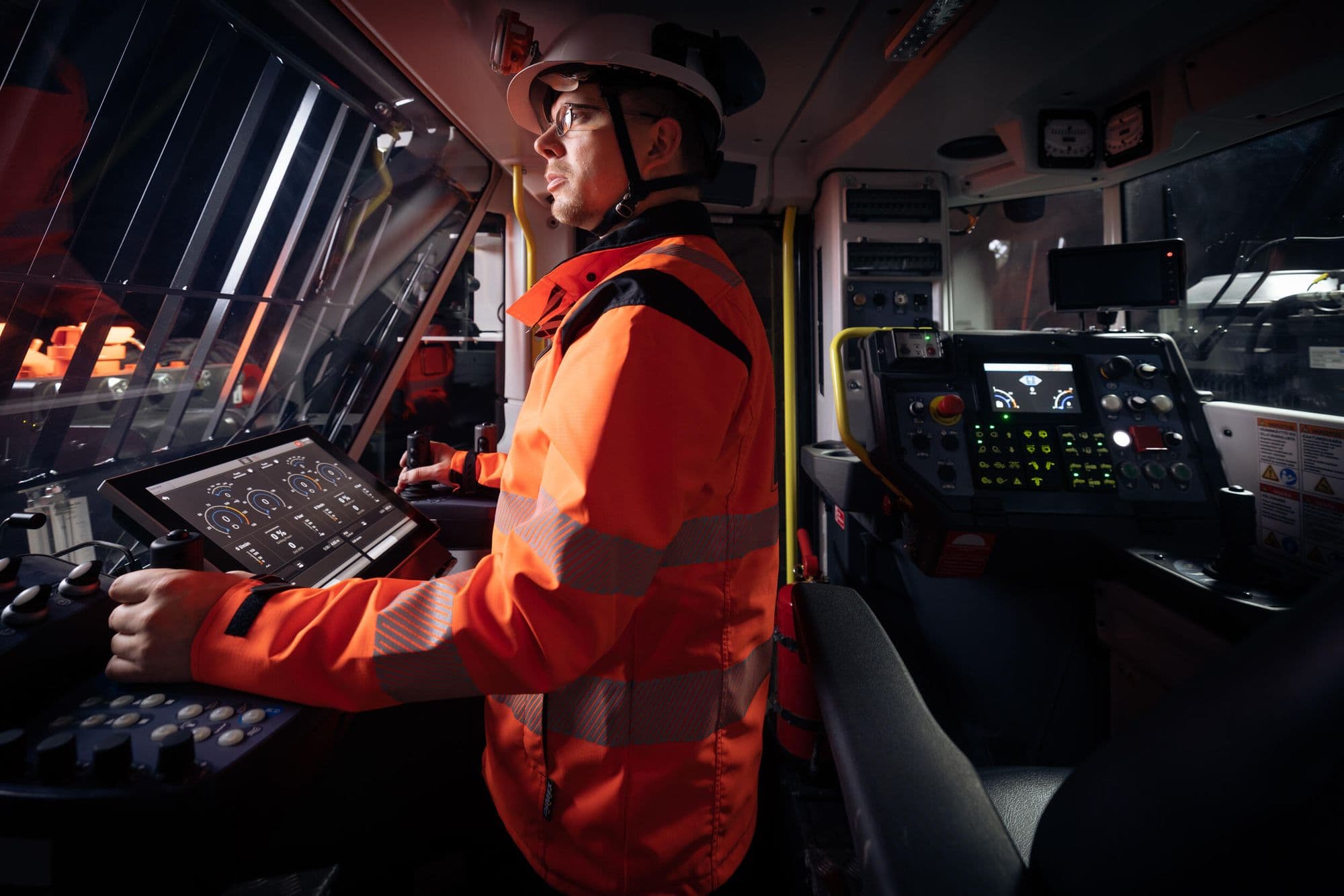 Chega ao mercado o jumbo compacto Sandvik DD322i