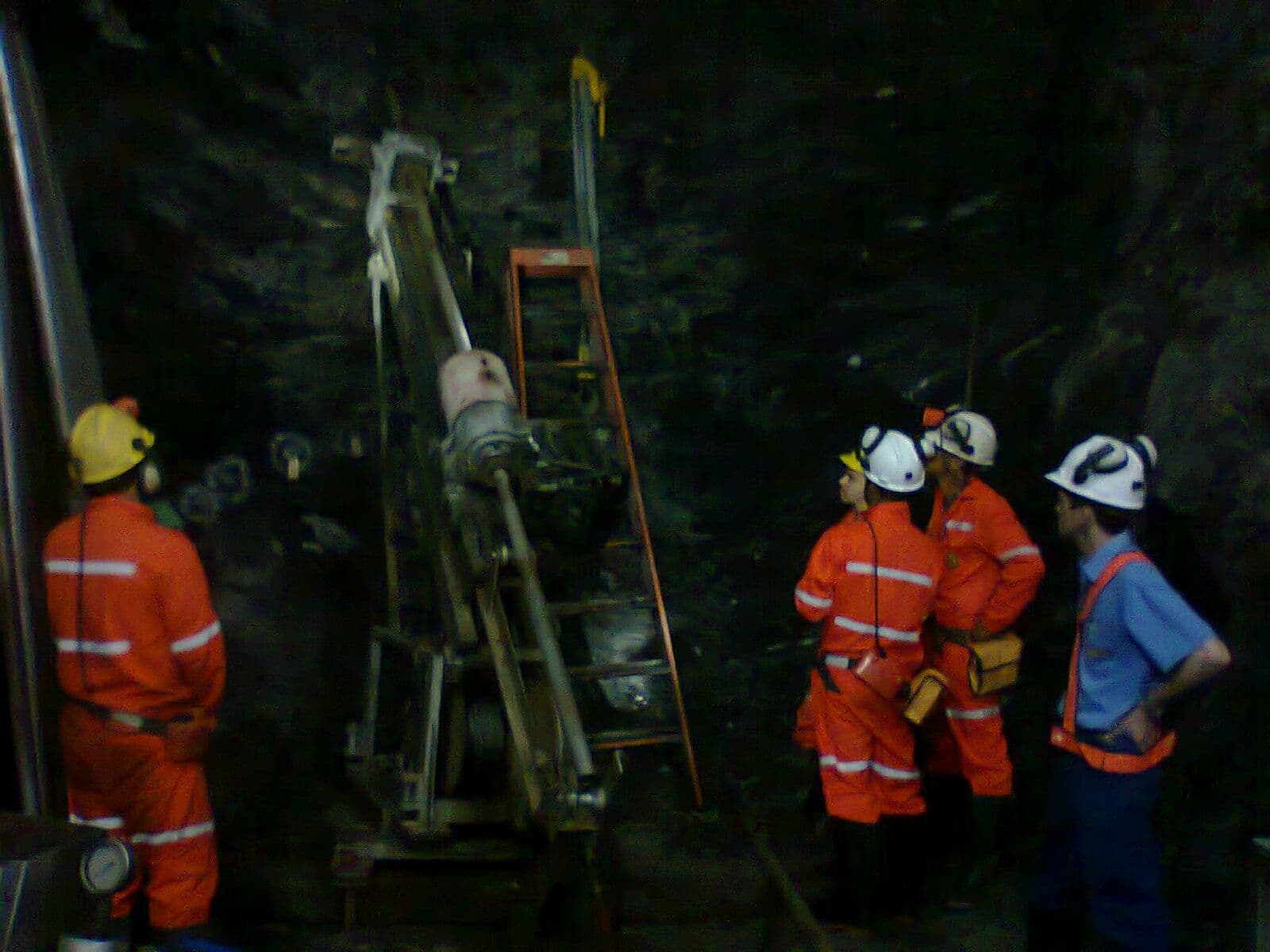 Jaguar Mining abre 32 vagas em MG