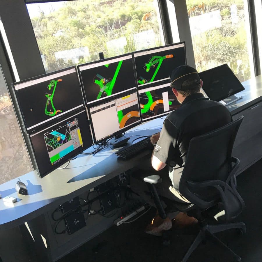 Caminhões autônomos já movimentaram 5,5 bilhões t